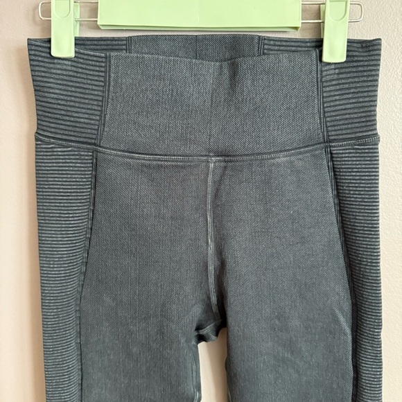 Aerie Offline Grey High Rise Ribbed Leggings Size Small Athleisure Moto Style - Picture 4 of 8